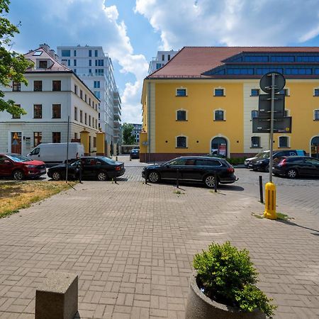 Elegancki Apartament Z Parkingiem Blisko Starego Miasta By Noclegi Renters Вроцлав Экстерьер фото