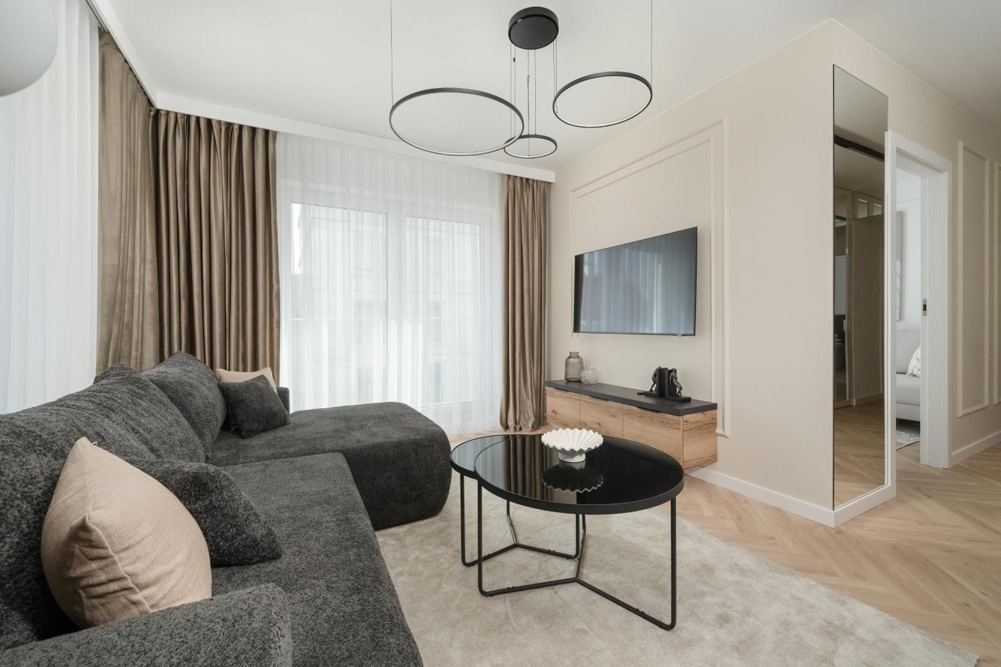 Elegancki Apartament Z Parkingiem Blisko Starego Miasta By Noclegi Renters Вроцлав Экстерьер фото