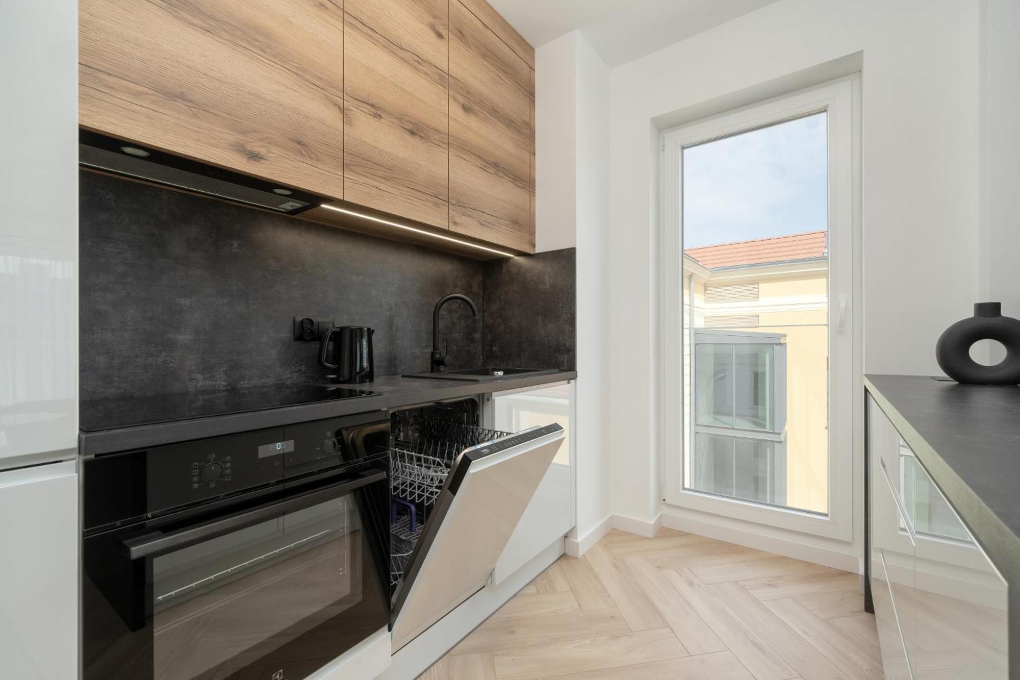 Elegancki Apartament Z Parkingiem Blisko Starego Miasta By Noclegi Renters Вроцлав Экстерьер фото